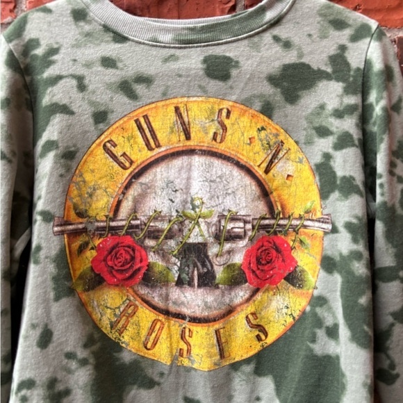 Guns & Roses Womens Large Green Tie Dye Graphic Band Tee Sweatshirt - Picture 2 of 7